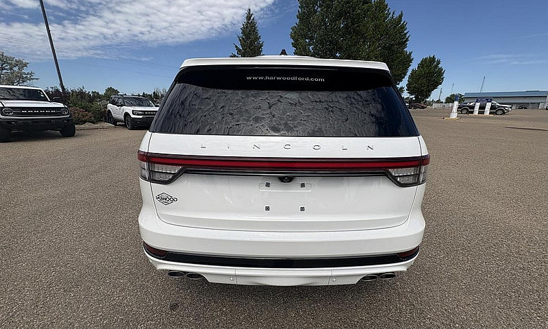 2025 Lincoln Aviator...