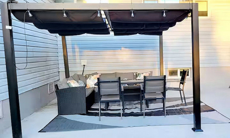 4-Bedroom, 2.5-Bathr...