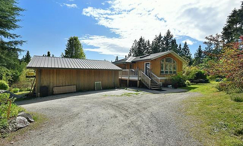 Roberts Creek Retrea...
