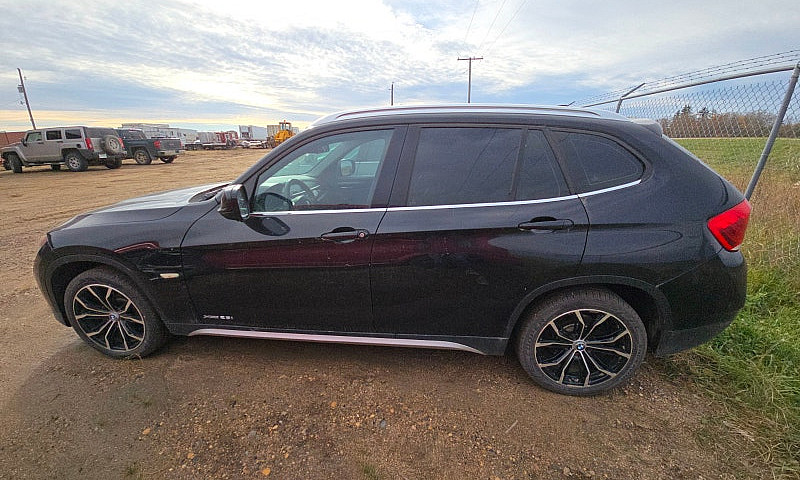 Bmw X1 28I Awd Suv...