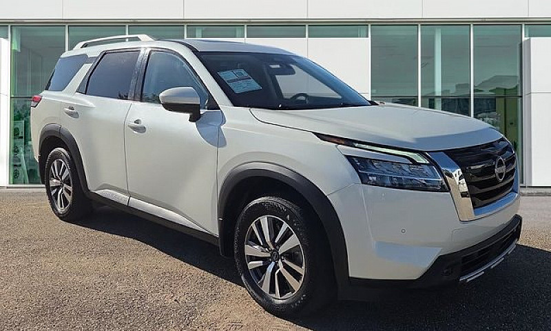 2023 Nissan Pathfind...
