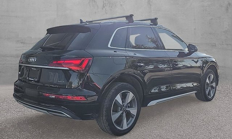 2024 Audi Q5 Komfort...