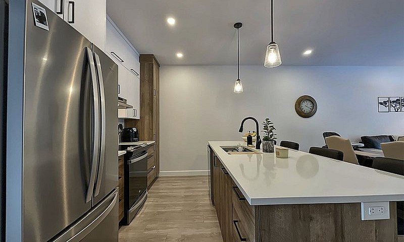 $339,900 - Semi-Deta...