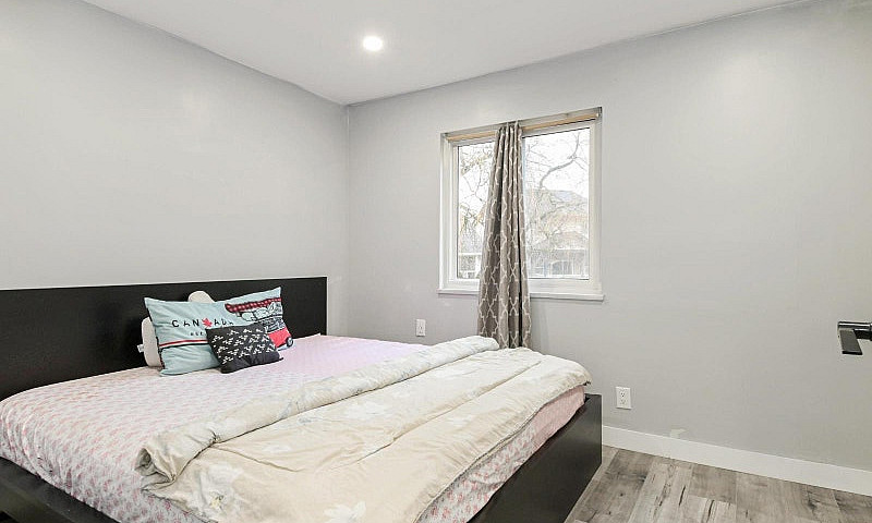 6068 Brooks Crescent...