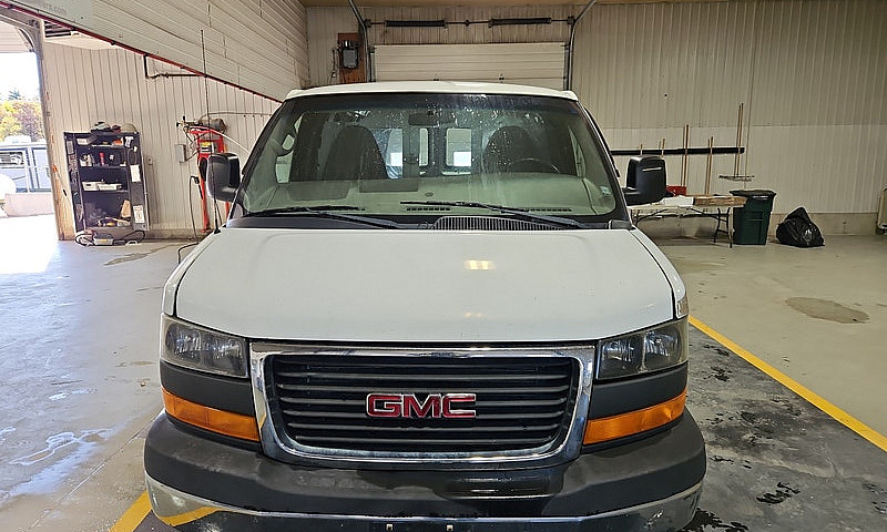 2011 Gmc Savana...
