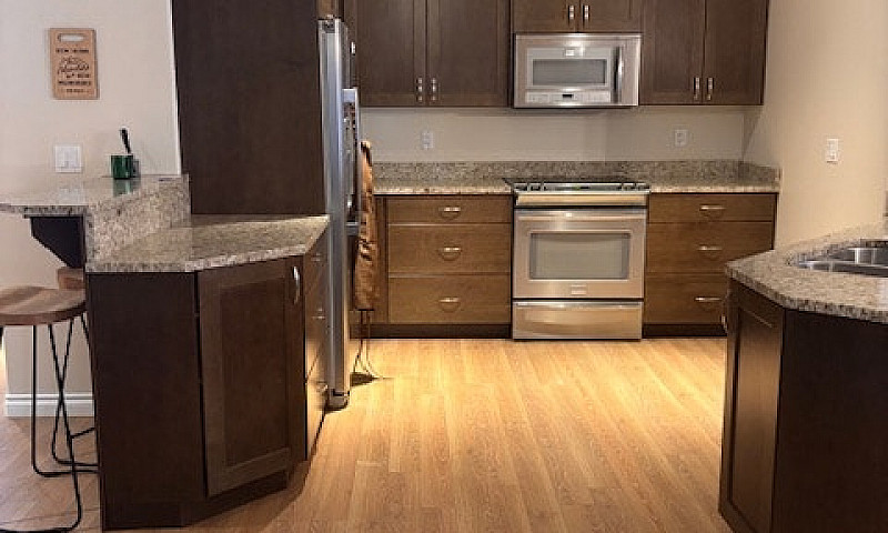 Executive Family Hom...