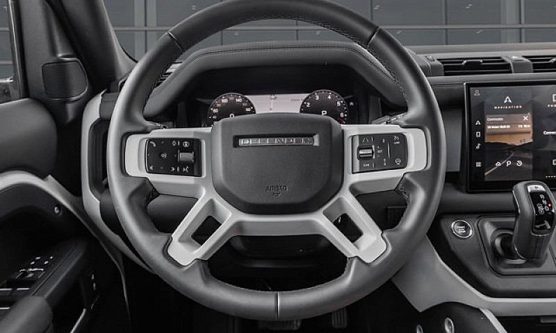 2025 Land Rover Defe...