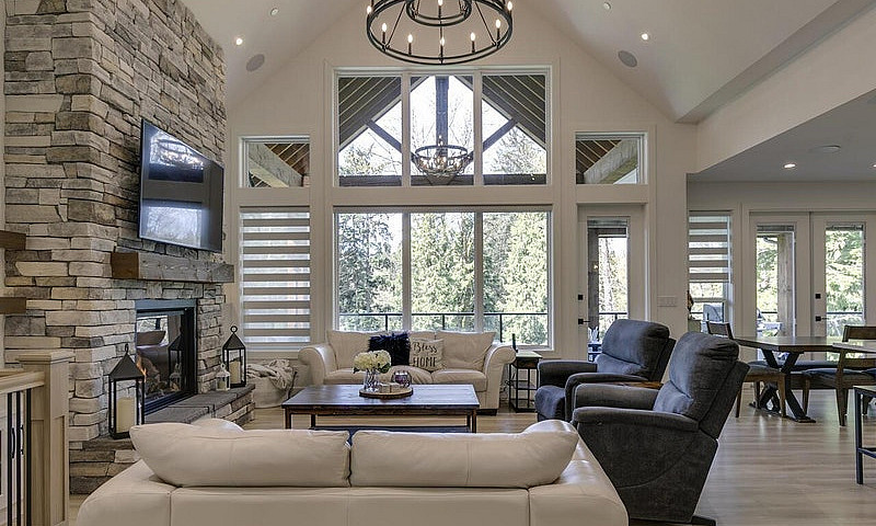 9409 Erickson Street...