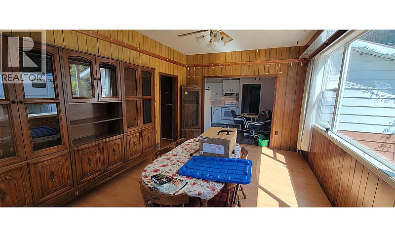 318 8Th Avenue New D...