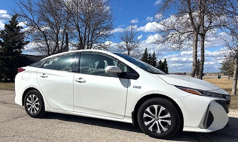 2020 Toyota Prius Pr...