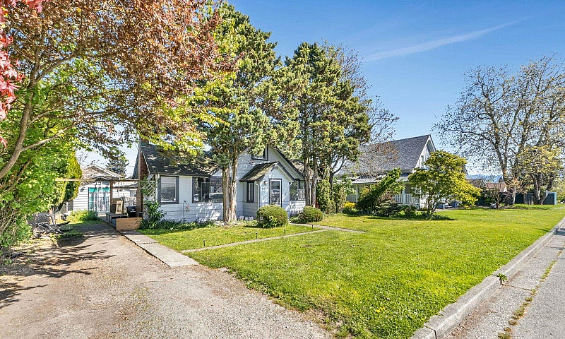 46133 Third Avenue, ...