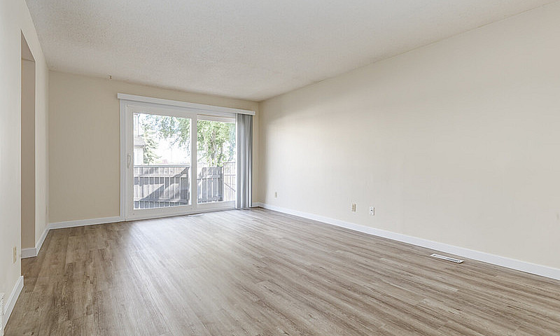 Townhomes For Rent I...