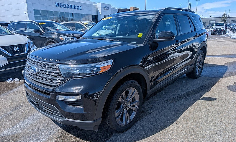 2022 Ford Explorer...