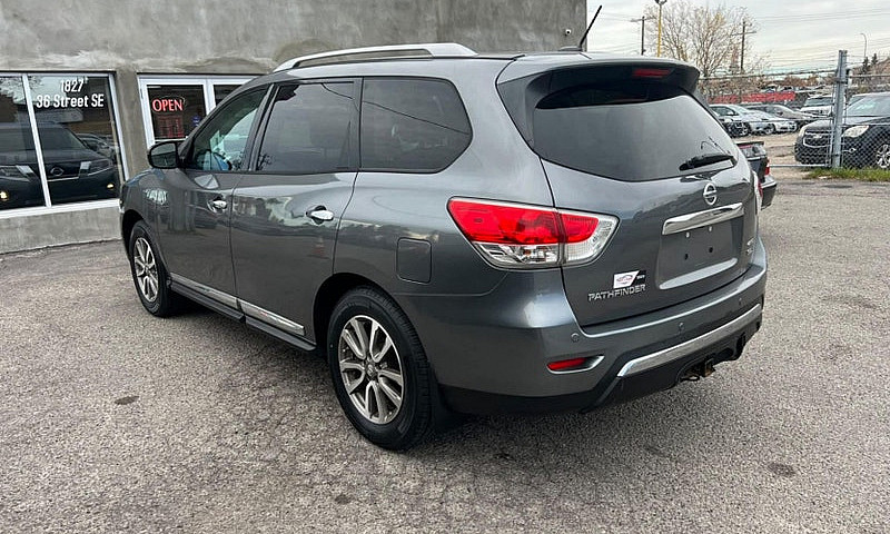 2015 Nissan Pathfind...