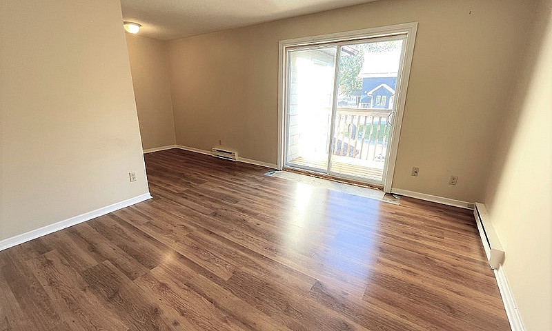 Lovely 2 Bedroom Apa...