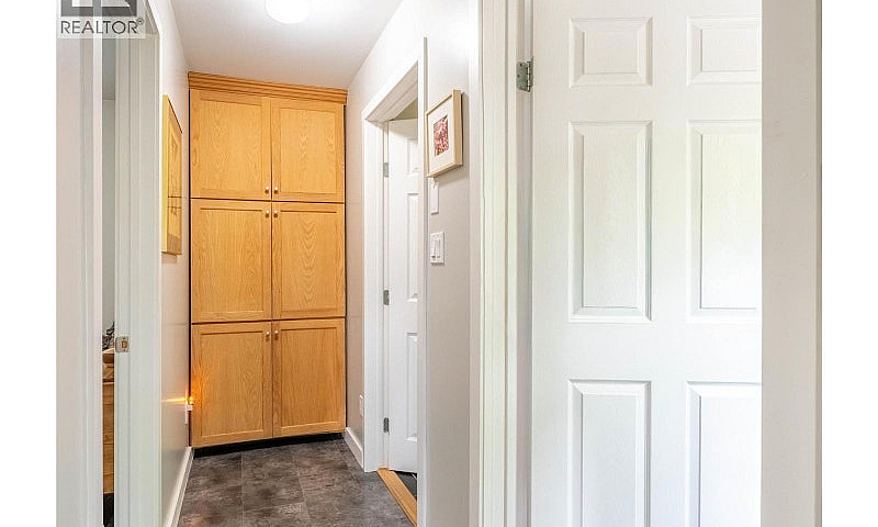 1506 Campbell Avenue...