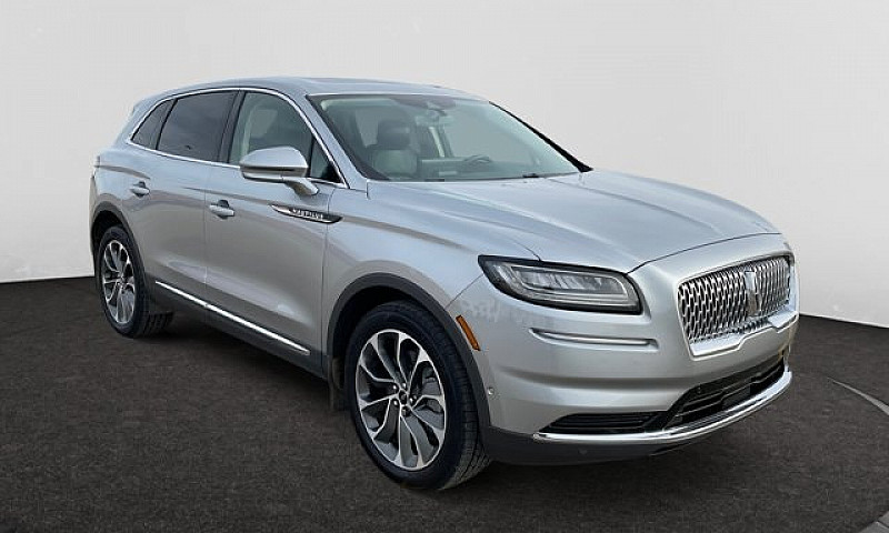 2023 Lincoln Nautilu...