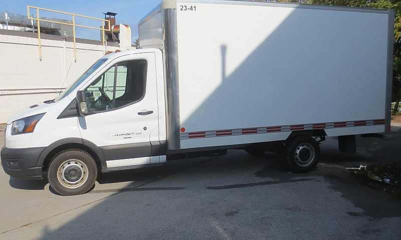 2023 Ford Transit Cu...