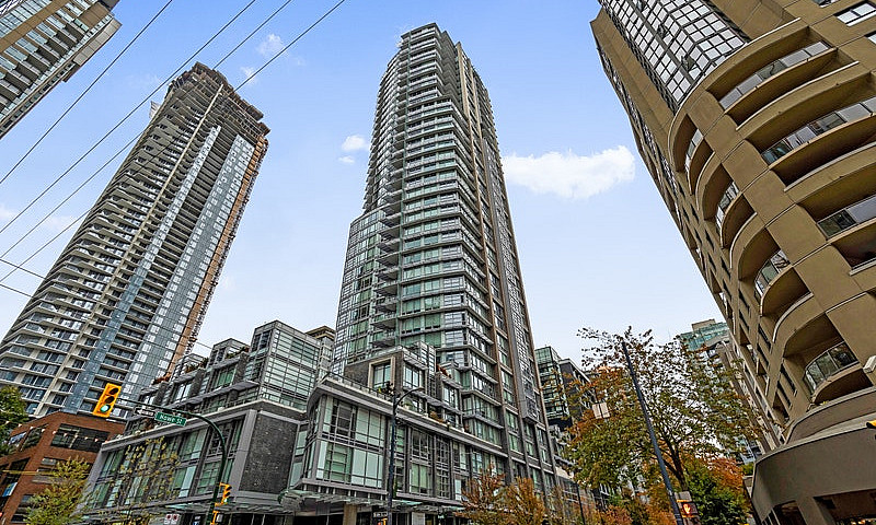 2004-1283 Howe Stree...