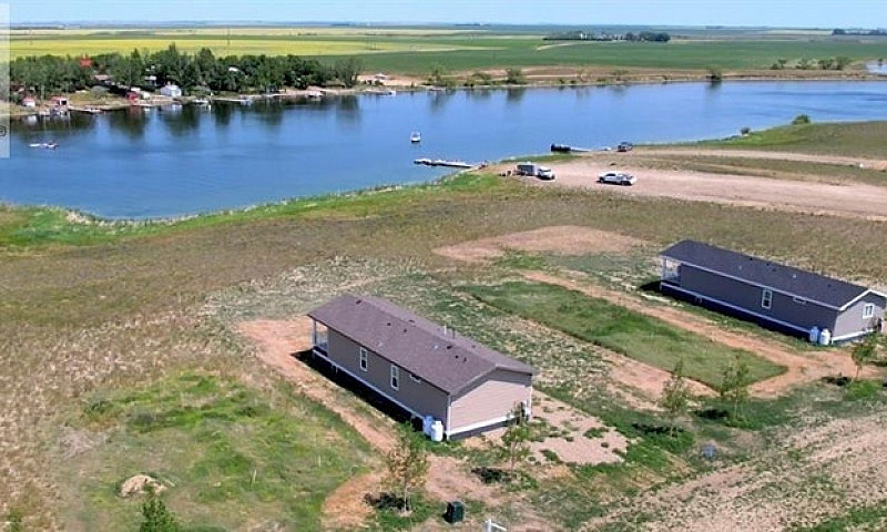 9 Lakeshore Drive Th...