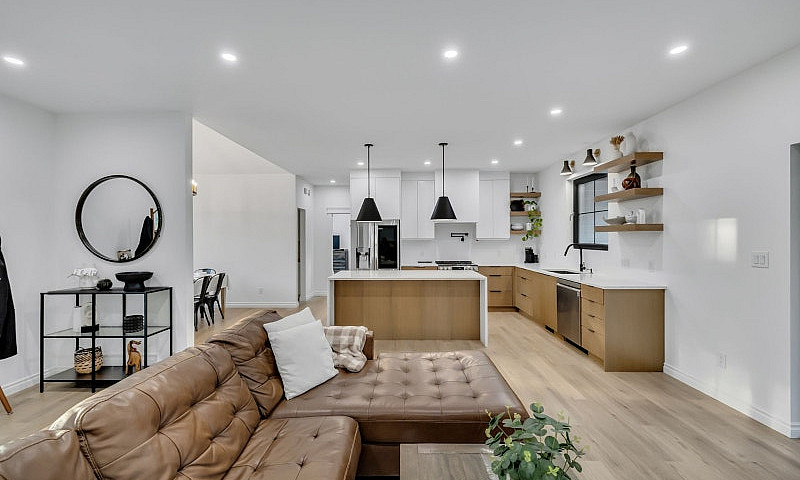 Open House Friday! M...