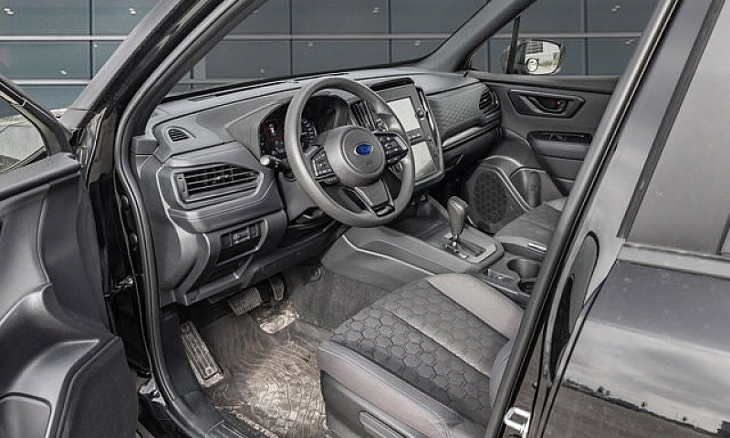 2025 Subaru Forester...