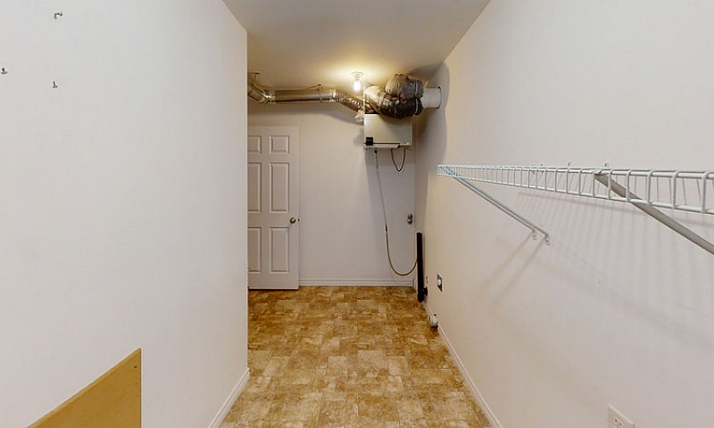 Findlay Estates - 10...