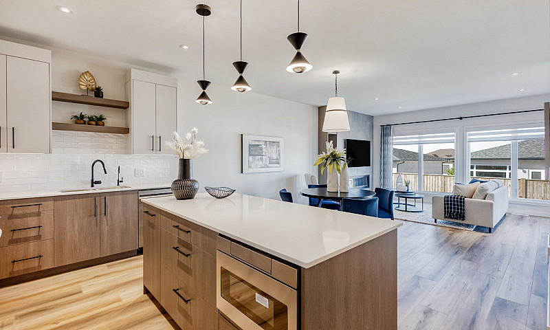 Stunning 1297Sqft 2B...