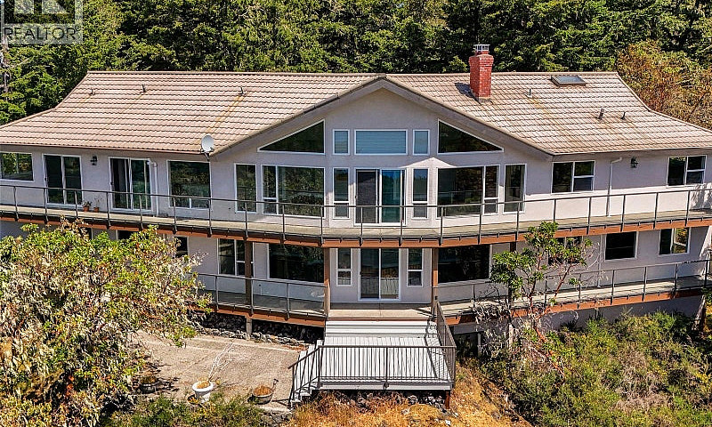 560 Wilderness Pl So...