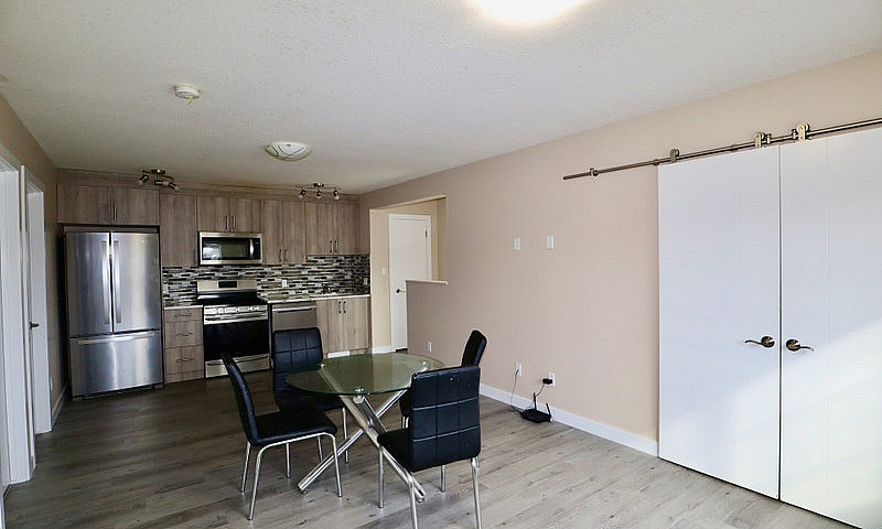 2 Bed 1 Bath Garage ...