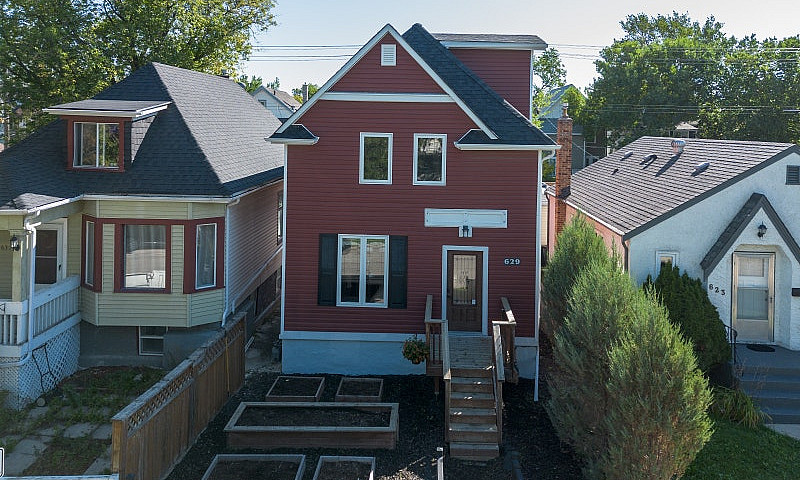 New West End Listing...