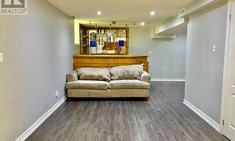 Bsmt - 110 Orleans D...
