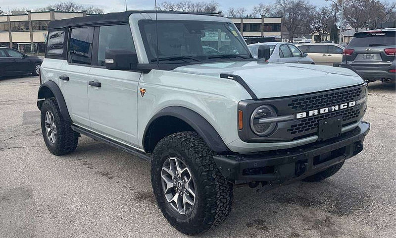 2021 Ford Bronco Bad...