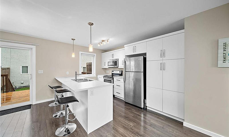 29 740 Traverse Road...