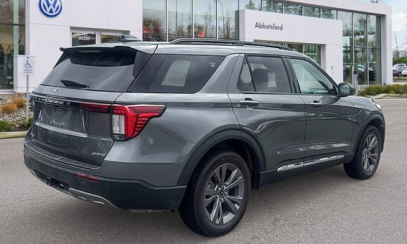 2025 Ford Explorer A...