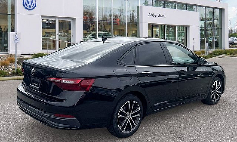 2023 Volkswagen Jett...