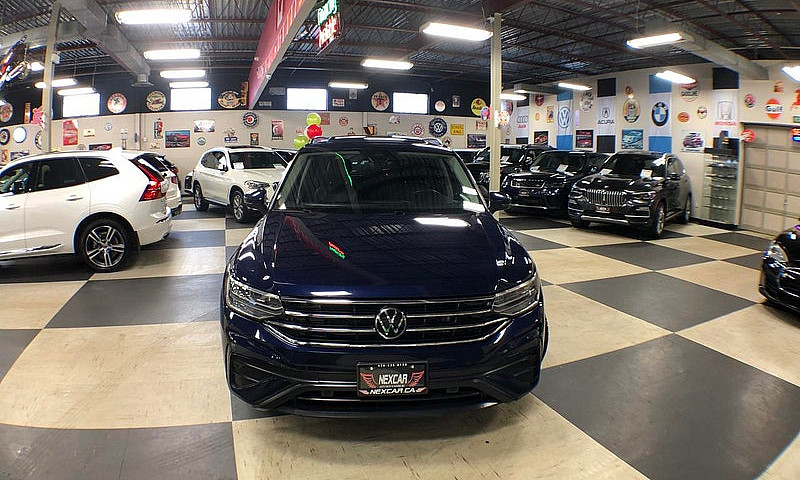 2022 Volkswagen Tigu...