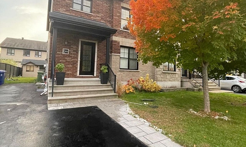 $625,000 - Semi-Deta...