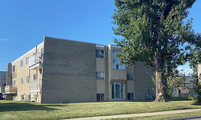 2 Bedroom Yellowston...
