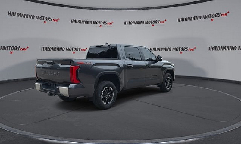 2025 Toyota Tundra S...