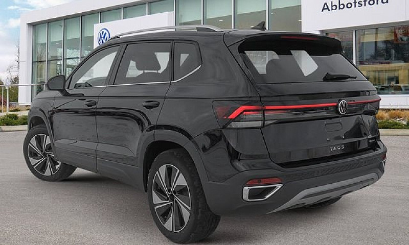 2025 Volkswagen Taos...