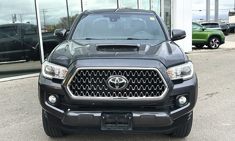 2018 Toyota Tacoma S...