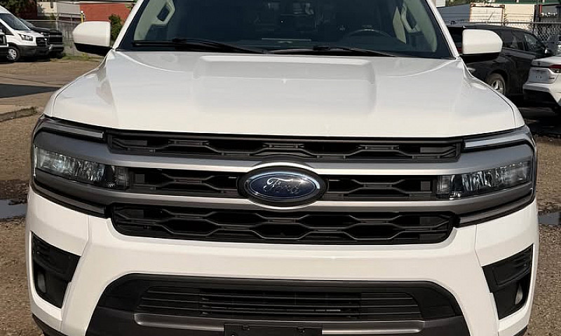 2022 Ford Expedition...