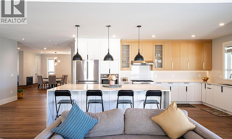 950 Mt Griffin Road ...