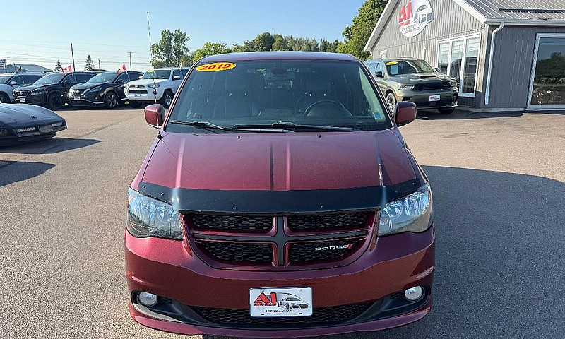2019 Dodge Grand Car...
