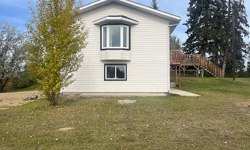 Beautiful 4-Bed 3 Ba...