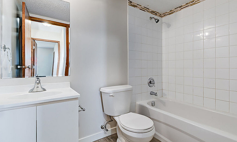 Modern Apartments Wi...