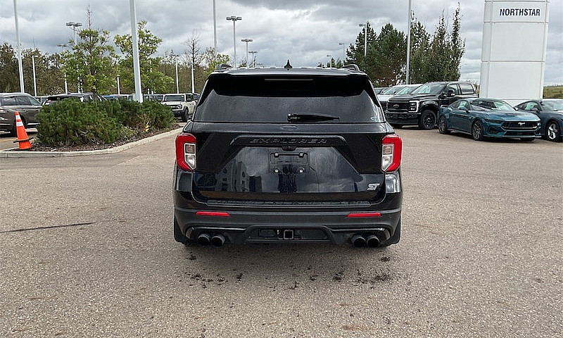2023 Ford Explorer S...