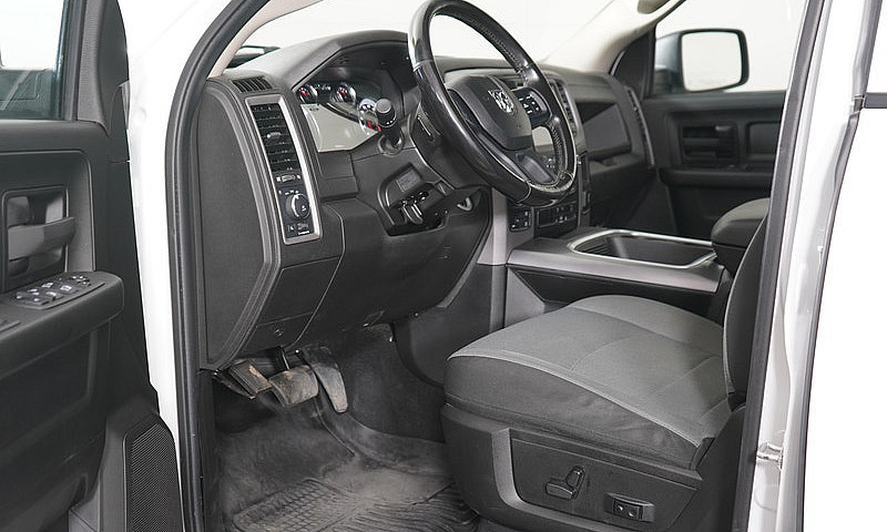 2023 Ram 1500 Classi...