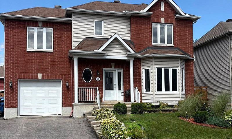 $739,900 - 2 Storey ...